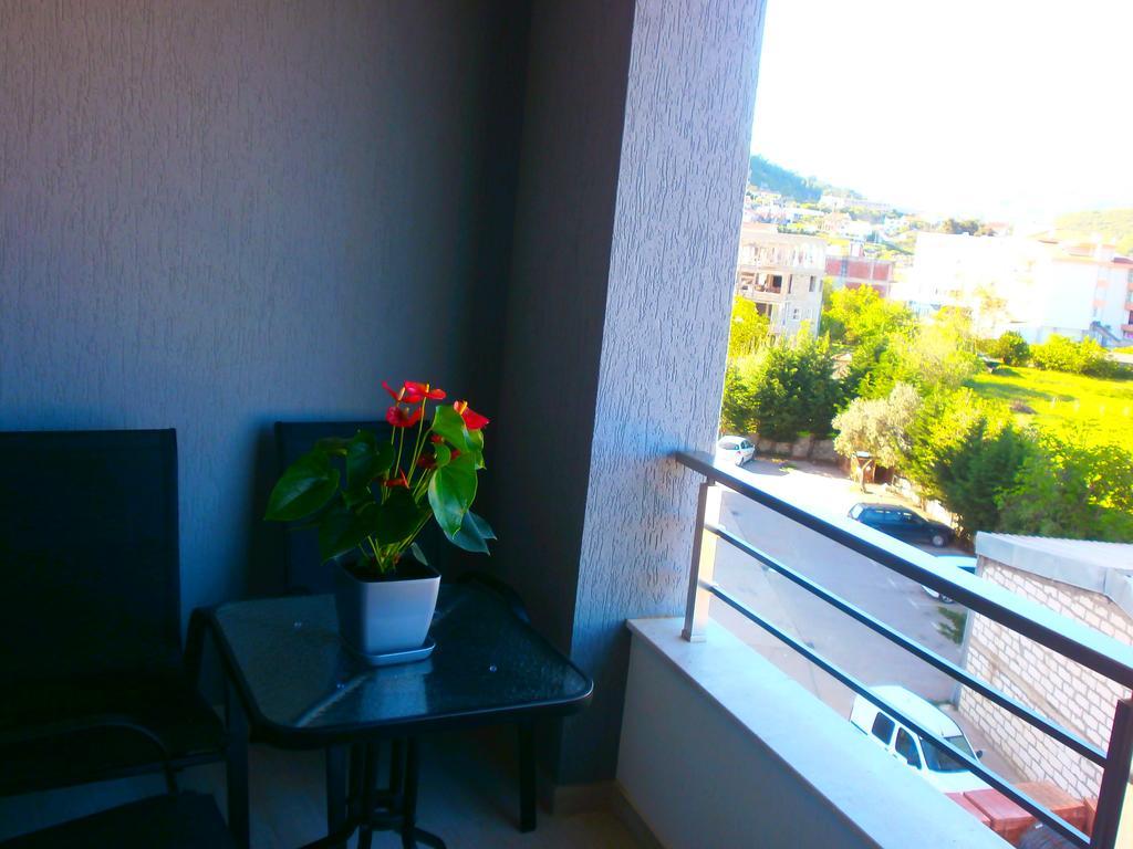 Apartman Dajana ウルツィニ エクステリア 写真