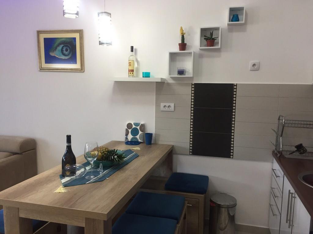 Apartman Dajana ウルツィニ エクステリア 写真