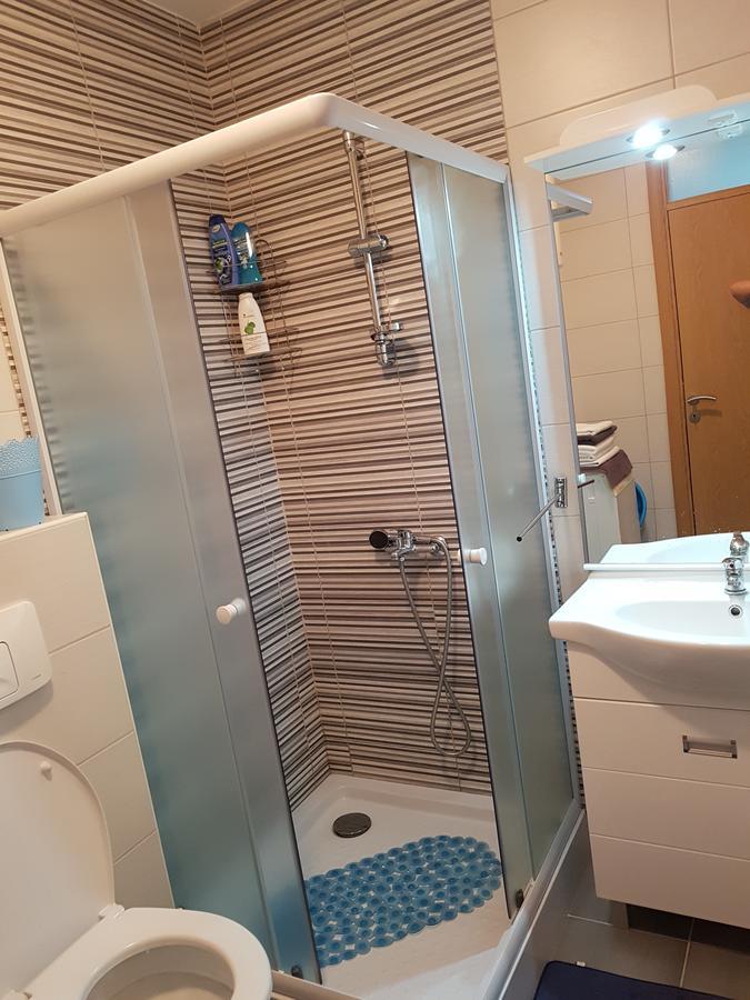 Apartman Dajana ウルツィニ エクステリア 写真